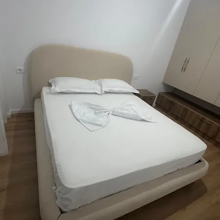 Es Apartment Kashari